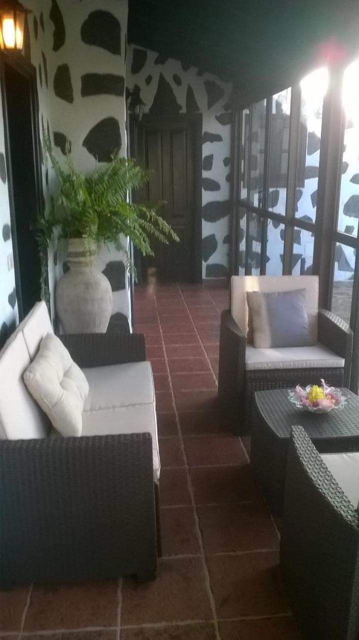 הוילה איקוד דה לוס וינוס Casa Canaria La Moncloa מראה חיצוני תמונה